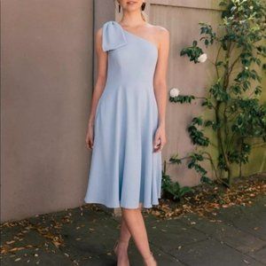 Gal Meets Glam Celine One Shoulder Midi Dress